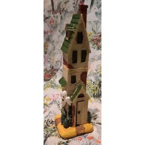 Halloween Resin Tall Skinny Home with Ghost And pumpkin 6-1/4" Tall